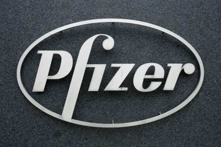 Starboard seeks probe after former Pfizer execs pull support for its campaign